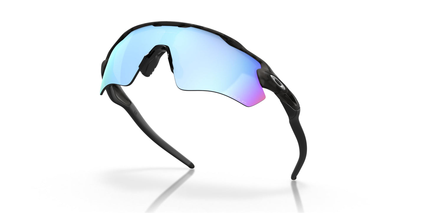 Oakley Men's OO9208 Radar EV Path Rectangular Sunglasses, Matte Black Camo/Prizm Deep Water Polarized, 38 mm