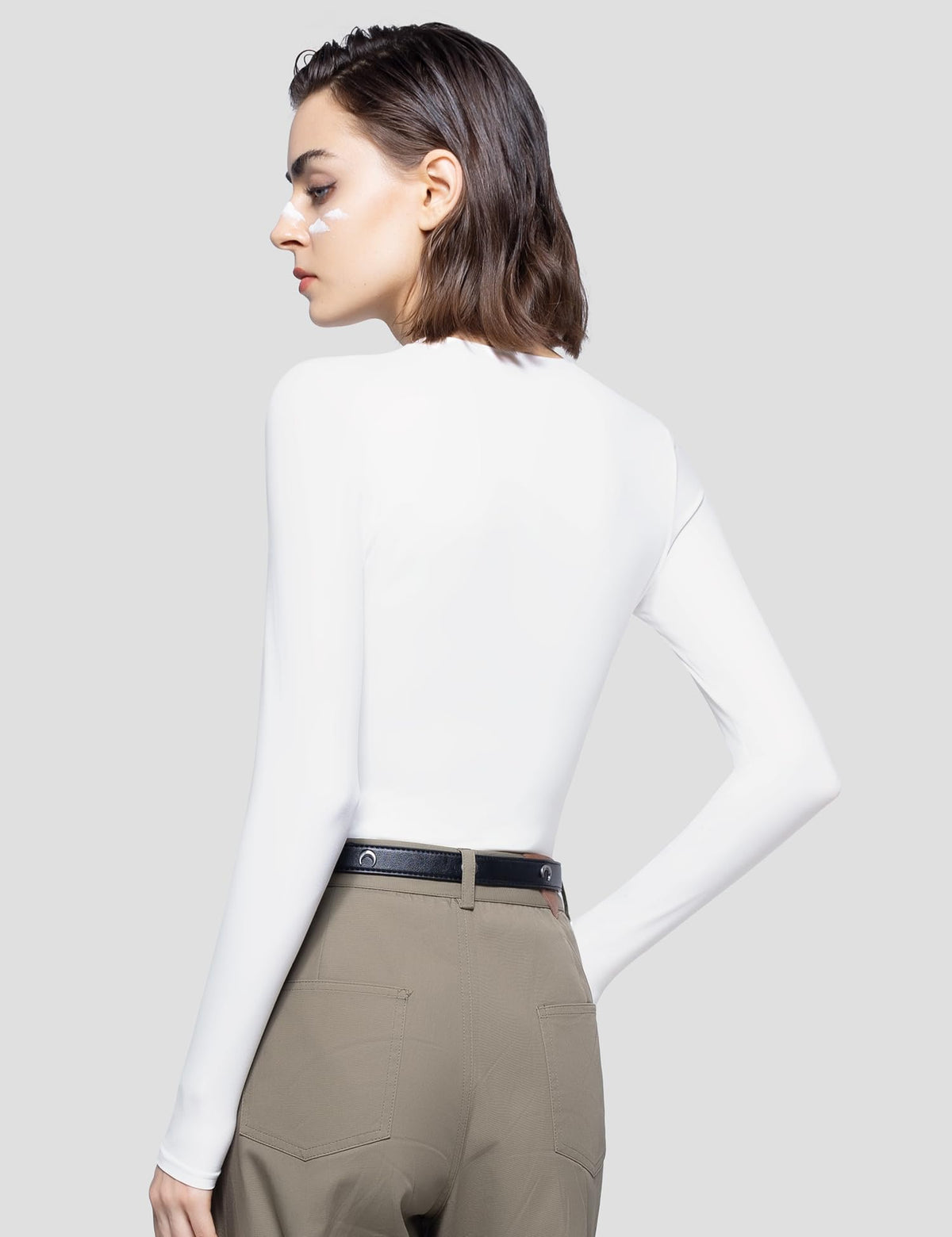 PUMIEY Long Sleeve Shirts for Women Crew Neck Slim Fit Fall Tops Sexy Basic Tee, Splashed White Medium