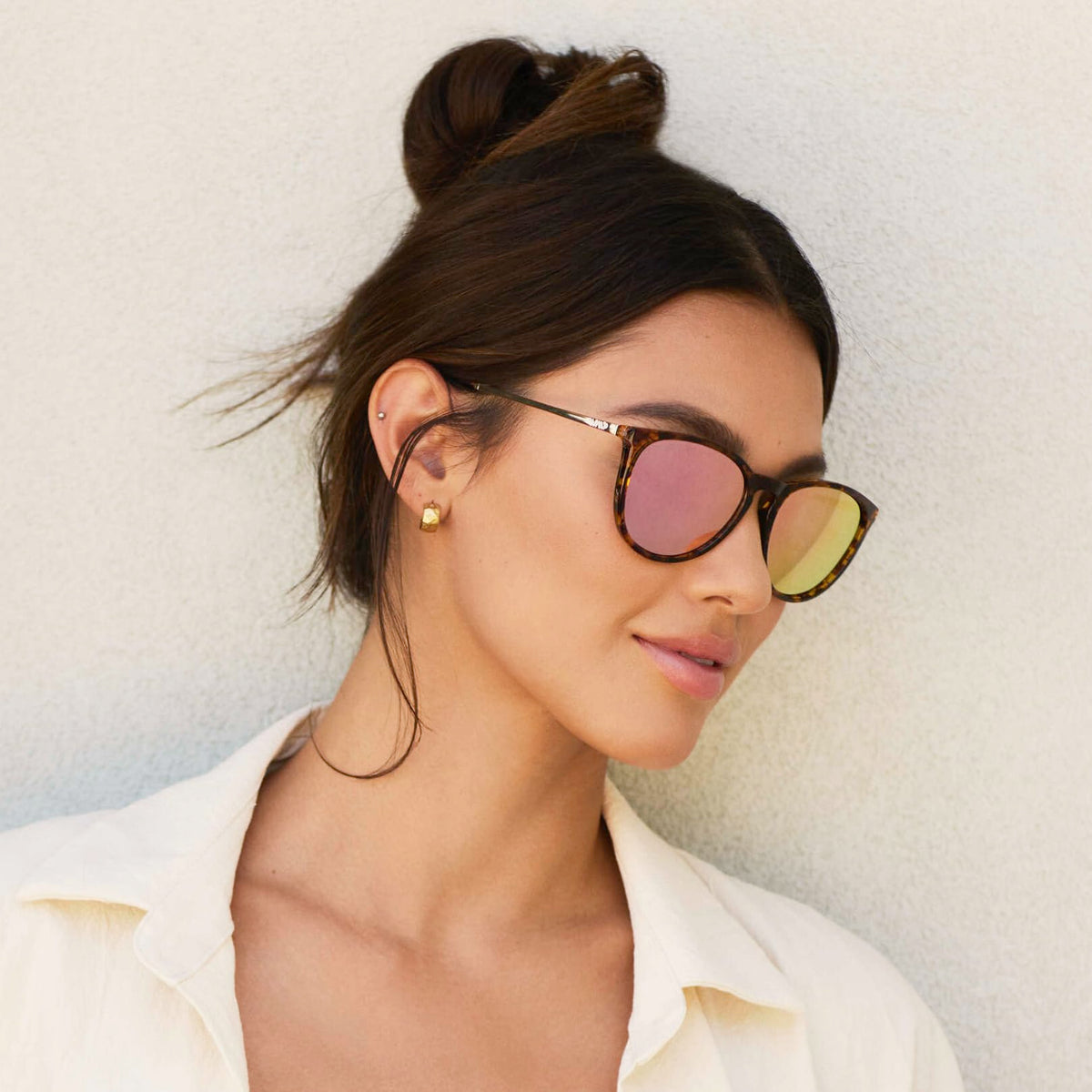 WearMe Pro Women's Round Sunglasses with Polarized UV Protection, Trendy Retro Designer Style (Tortoise Frame/Mirror Pink Lens)