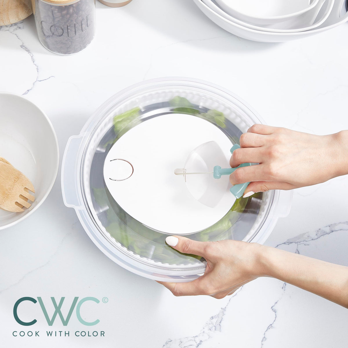 COOK WITH COLOR Collapsible Salad Spinner - 4 QT Space Saving Lettuce Dryer with Folding Collapsible Colander Great for Washing and Drying Fruit and Vegetables (Grey)